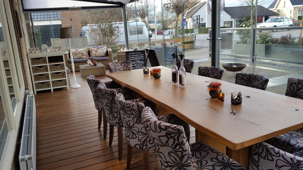 Hotel Restaurant De Hoogt Maasdam Bagian luar foto
