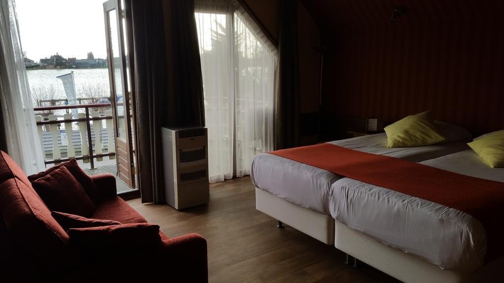 Hotel Restaurant De Hoogt Maasdam Bagian luar foto