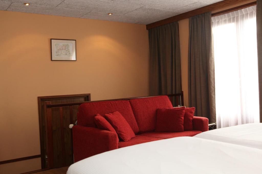 Hotel Restaurant De Hoogt Maasdam Ruang foto